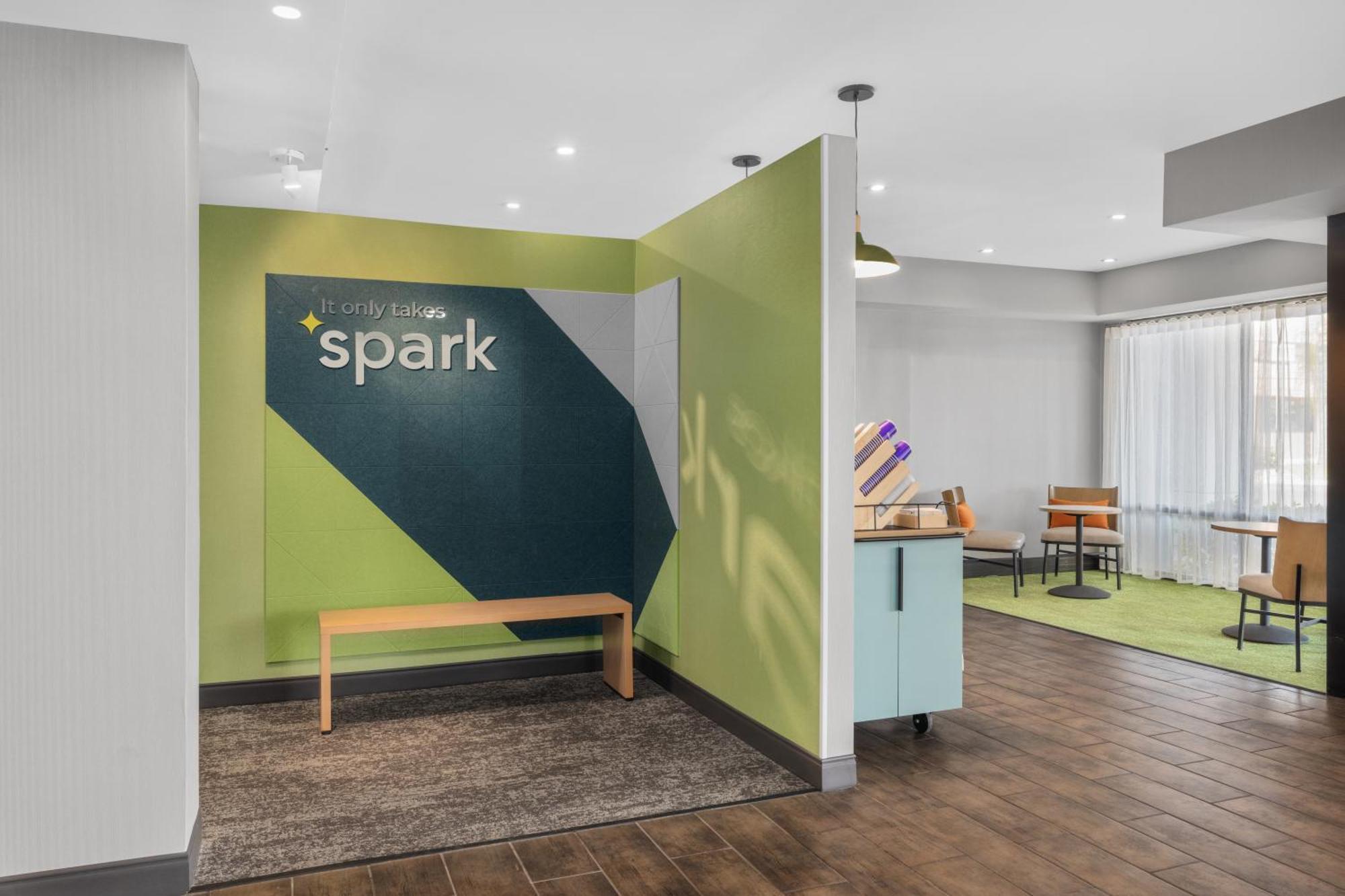 Spark By Hilton Bakersfield Central Kültér fotó